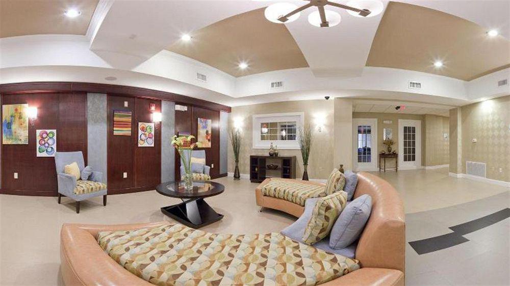 Holiday Inn Express - Andalusia, an IHG Hotel Bagian luar foto