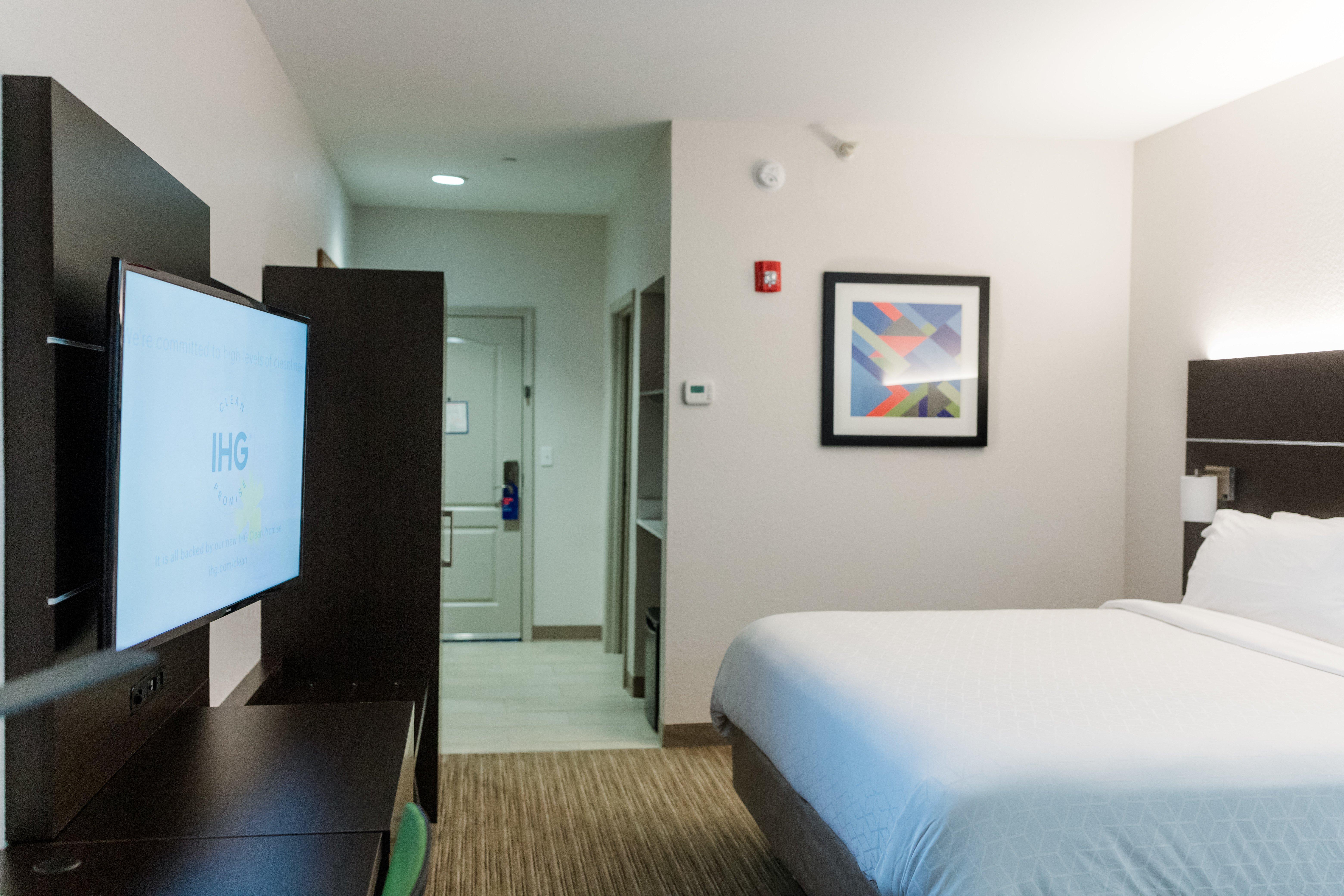 Holiday Inn Express - Andalusia, an IHG Hotel Bagian luar foto