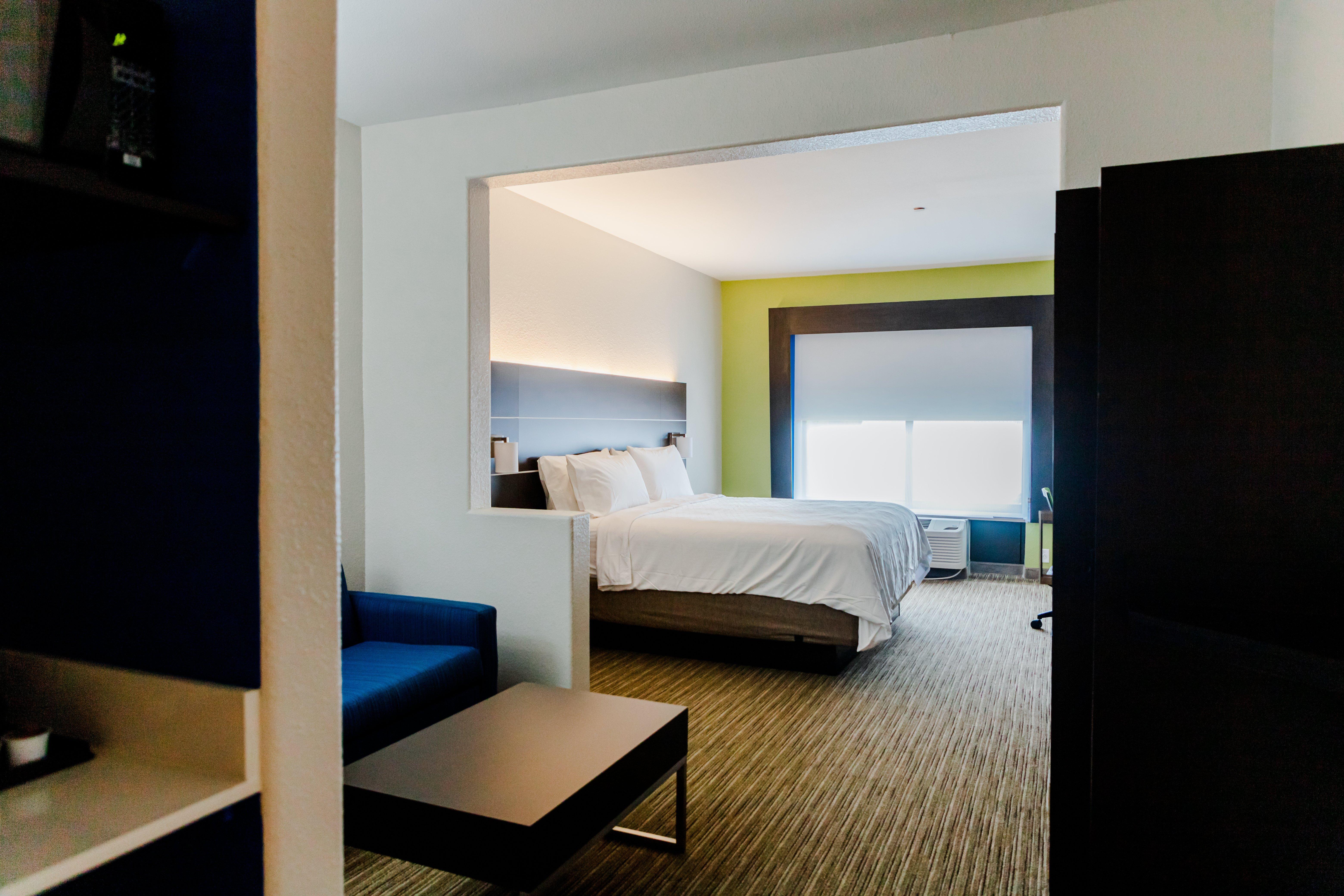 Holiday Inn Express - Andalusia, an IHG Hotel Bagian luar foto